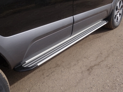Пороги алюминиевые Slim Line Silver ТСС для Ford Explorer 2015-2017